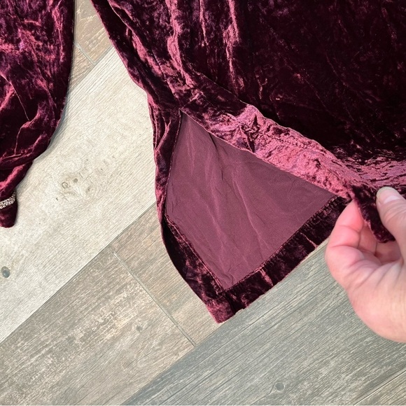 Chico’s Embroidered Beaded Crushed Velvet Tunic Burgundy Maroon Rayon Silk sz 3 - Picture 5 of 7